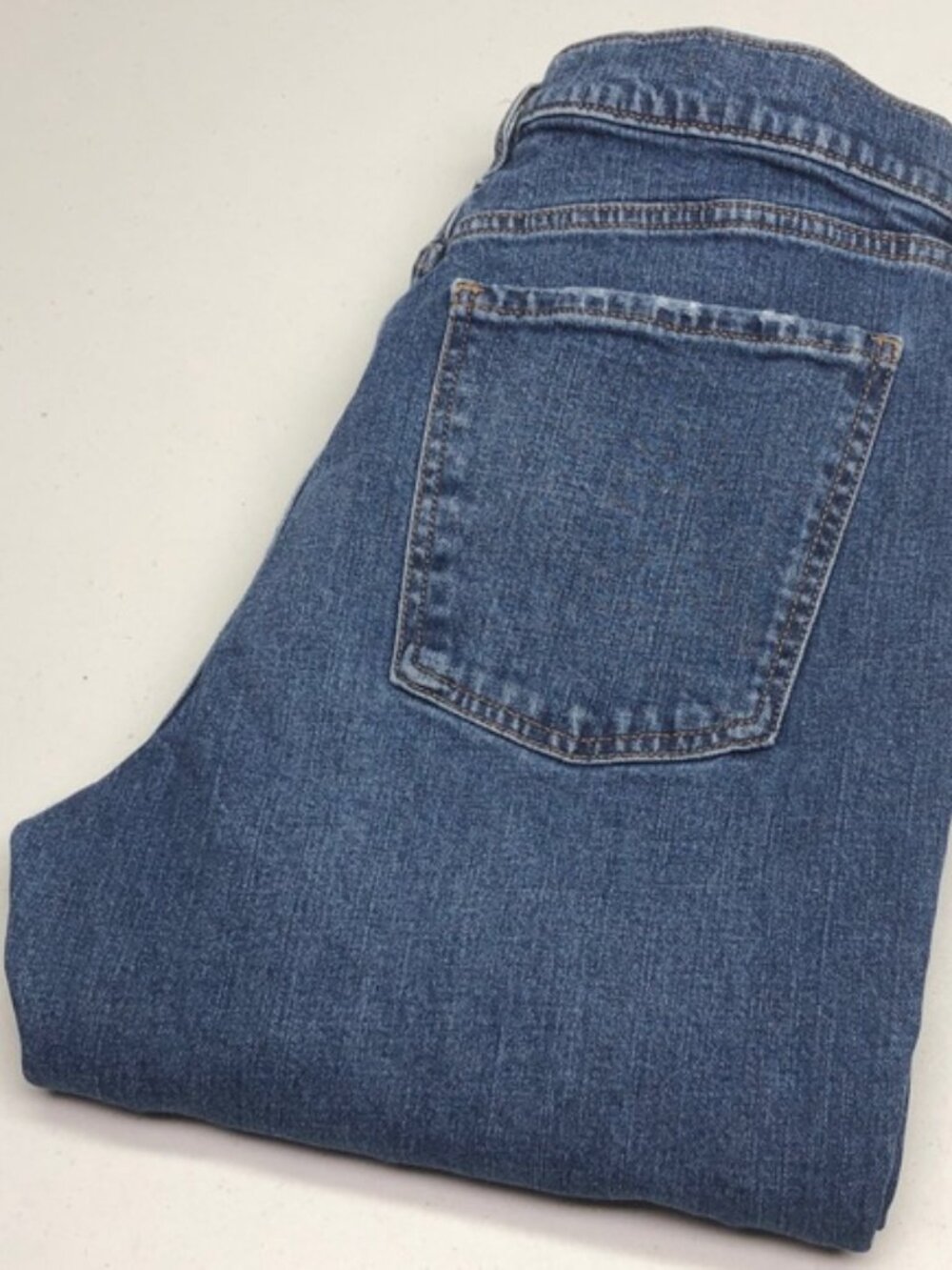 OLD NAVY MIDRISE BOYFRIEND STYLE JEANS 12/31x26 ⭐️